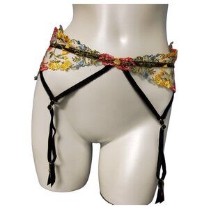 Victoria's Secret Dream Angels Floral Embroidered Garter Belt Size Medium Large